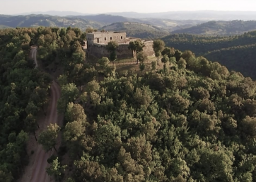 Get Married in  at Ancient hamlet with a Castle over a thousand years