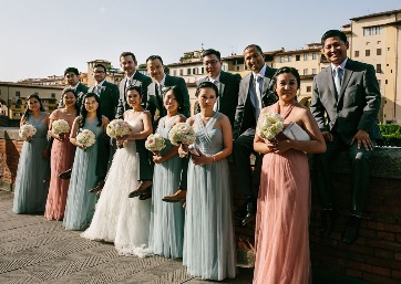 Wedding pics in the city centre of Florence